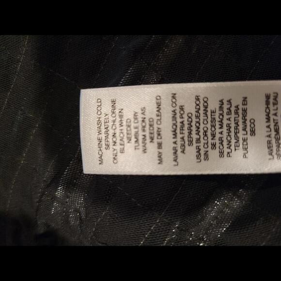 Chico's size 1 (medium standardly) black & white stripe tuxedo style blazer - Picture 6 of 6